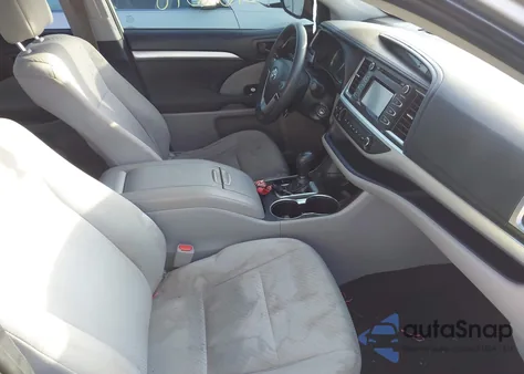 2019 Toyota Highlander Le from USA, damaged, VIN 5TDZARFH4KS045044